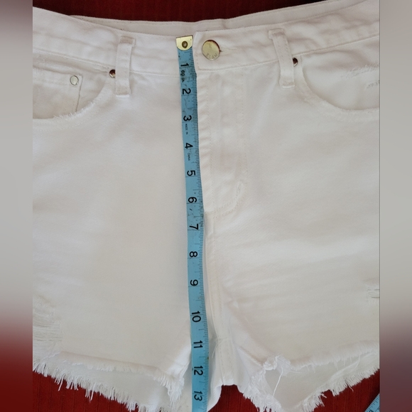 Women's Elan White Fray Denim Shorts - Picture 9 of 12